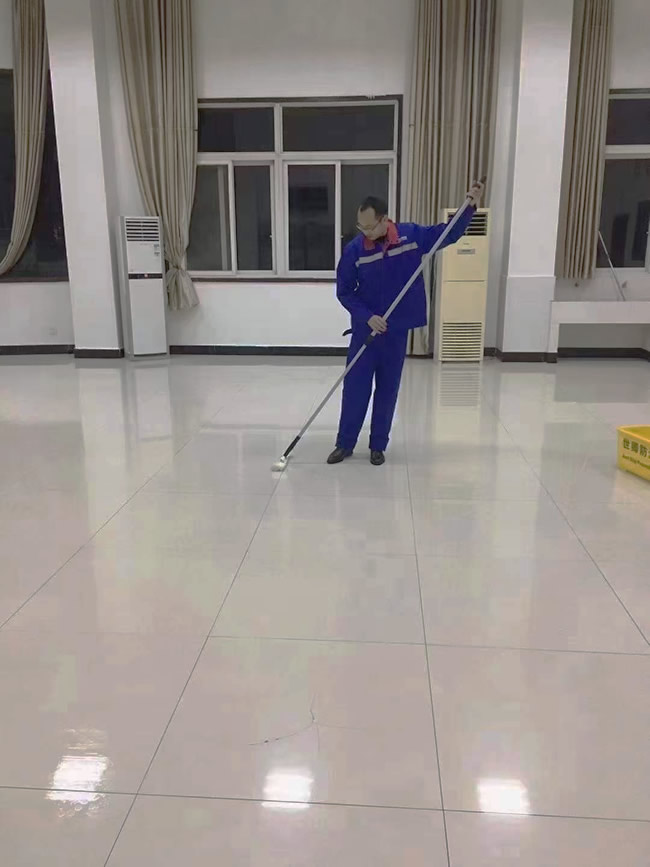 重慶市開州區消防救援支隊食堂地面防滑處理